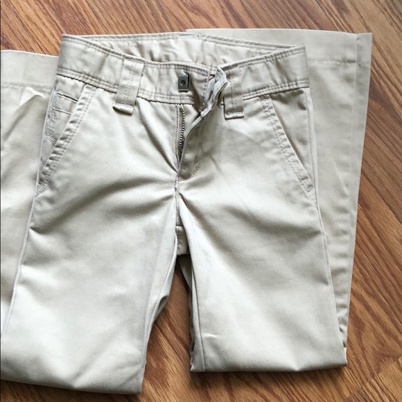Gap kids girls size 5 like new khakis - Picture 2 of 6